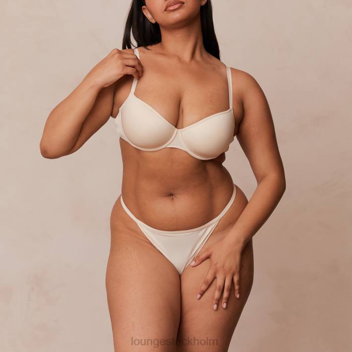 Lounge kvinnor latte underkläder FP6J130 din vardagliga t-shirt BH & stringtrosa/kalsonger